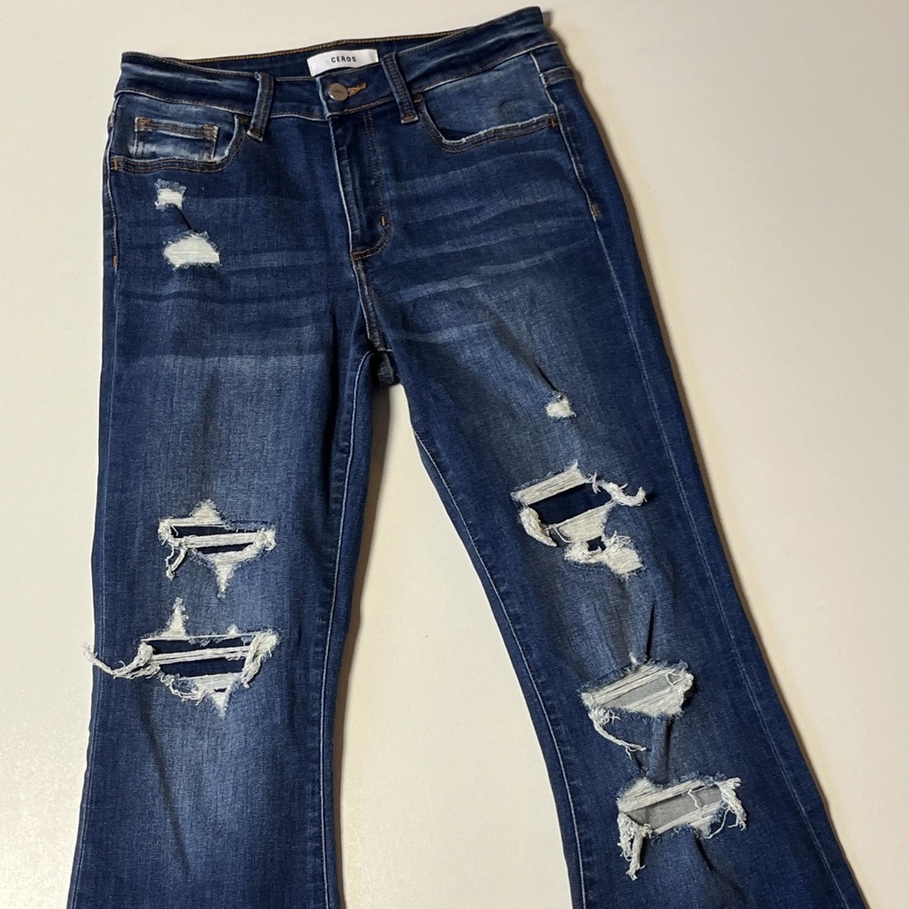 Ceros Distressed Flare Blue Jeans Size 28 Mid-Rise Ripped & Patched Denim Pants